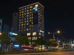 Hotel Daoom