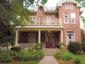 Duggan Place Heritage Inn