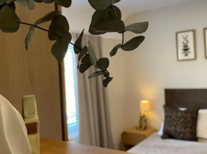 The Dooley, 3-beds, Sleeps 6, Pet Friendly