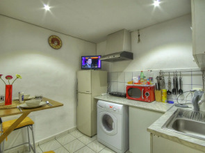 Opera Guesthouse & apartments