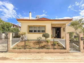 Stunning Home in Attika With Wifi and 3 Bedrooms