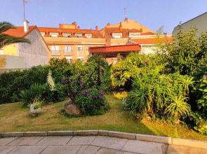 Apartamentos Vistalegre con jardín tranquilos cerca del mar