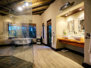 Woodall Country House & Spa