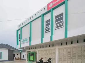 RedDoorz Syariah near Pelabuhan Ulee Lheue Banda Aceh