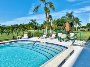 Capri Vacation Condo