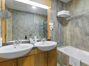 Al Khoory Hotel Apartments