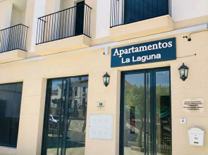 Apartamentos La Laguna