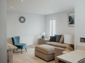 2 The Mews, Upper Bath Street