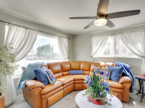 Downtown El Paso Home ~ 1 Mi to Medical Center St