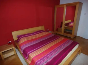 Happy Home Apartment