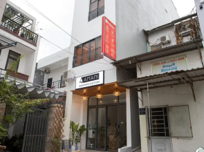 RedDoorz near Korean Town