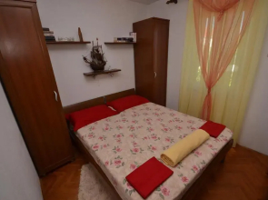 Apartment Maja - 50m from beach