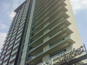 Comfortable Studio Room at Capitol Suites Apartment