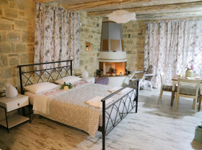 Asion Lithos - Deluxe Studio