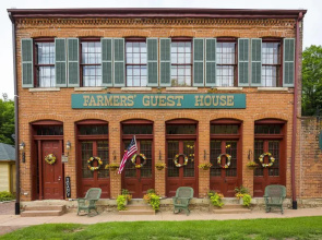 Farmers Guest House