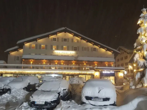 Apres Post Hotel