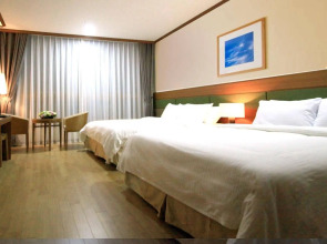 Sacheon Grand Tourist Hotel