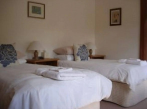 Explorers Lodge