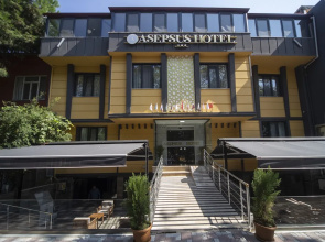 Vira 10 Hotel