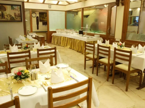 Hotel Regal Enclave