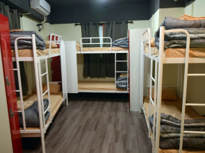 Kimchee Busan Station Guesthouse - Hostel