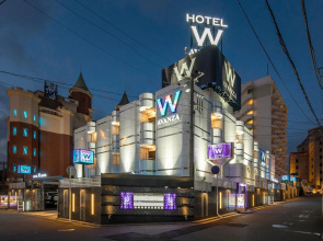 HOTEL W-AVANZA-W GROUP HOTELS and RESORTS-