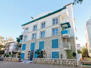 Dam Hotel Lara