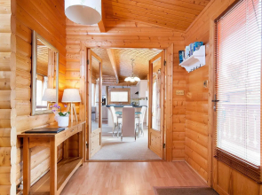 South Winchester Lodges