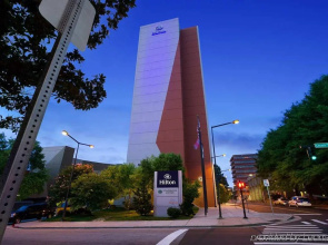 Hilton Knoxville