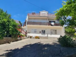 Apartment Majda