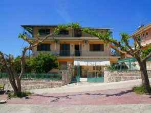 Maria Apartments