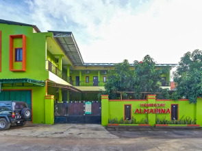 SPOT ON 90760 Homestay Al Madina Syariah