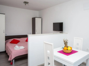 Apartments Villa Roza