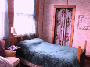 Earth Club Factory Guest House