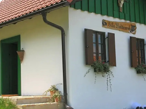 Weinek's Kellerstöckl u. Lodge