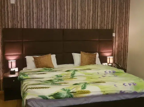 Bamboo Lounge and Guesthouse