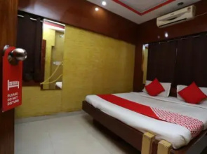 OYO 28644 Hotel Nilanjana