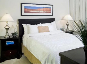 Oak Creek Apartments