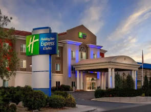 Holiday Inn Express And Suites - Reno Airport