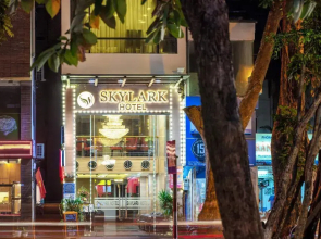Skylark Hotel