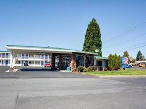 Motel 6 Bend, OR