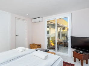 Beachside Penthouse in Los Boliches Ref 126