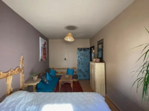 Anza Surfhouse (Adults Only)