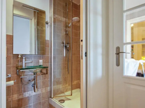 Superb flat with pool and balcony with exceptional view - Antibes - Welkeys