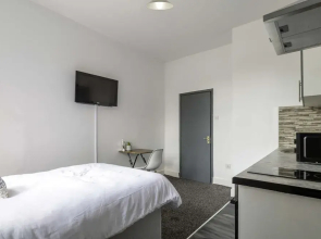 Immaculate 1-bed Studio1 in Coventry