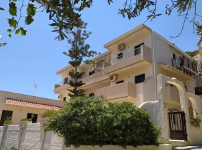 Soula Apartments & Studios