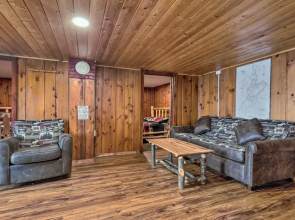 Lakefront Minocqua Cabin w/ Dock & Fire Pit!