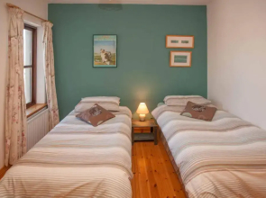 Cottage 261 - Moyard