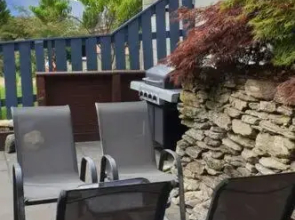 Central cozy house - 10 min walk to town