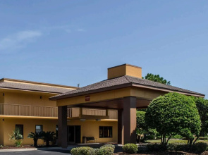 Days Inn by Wyndham Eglin AFB